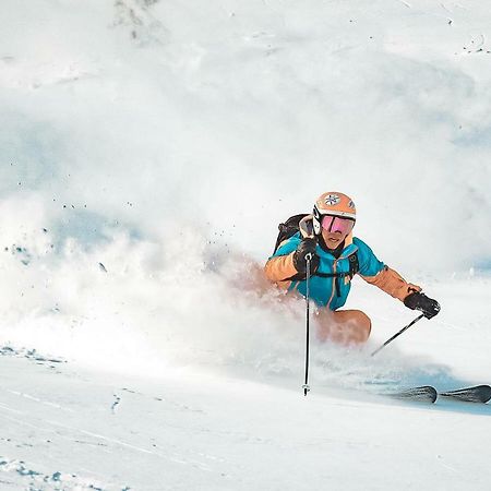 Bernti'S Mountain Inn Thredbo Εξωτερικό φωτογραφία