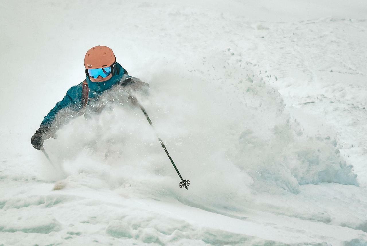 Bernti'S Mountain Inn Thredbo Εξωτερικό φωτογραφία